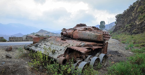 Photograph of charred remains of a tank from clashes between the Ethiopian National Defense Force (ENDF) and the Tigray People's Liberation Front