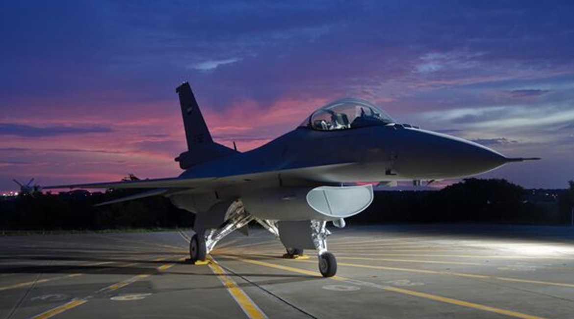 The Philippines has been approved to buy 12 F-16V combat aircraft, as well as related air-to-air and anti-shipping missiles.