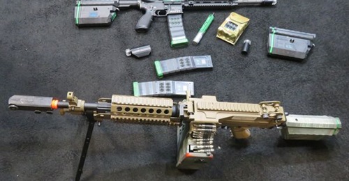 The E-blanks simulation system shown at I/ITSEC 21: proof-of-concept M240, fully converted M4, spare magazines, drop-in bolt, sound booster, muzzle flasher, buttstock recoil booster, and Saab Gamer communications module.