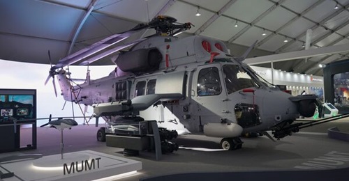 A KAI Marine Attack Helicopter (MAH) model shown at the ADEX 2021 exhibition featuring MUM-T capabilities. South Korea's DAPA announced on 27 December that the country will develop its own amphibious assault helicopter for the RoKMC, as well as new shi...