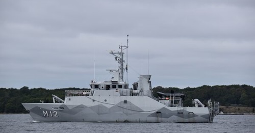 Spårö-class minehunter/sweeper HMS 
        
        M12