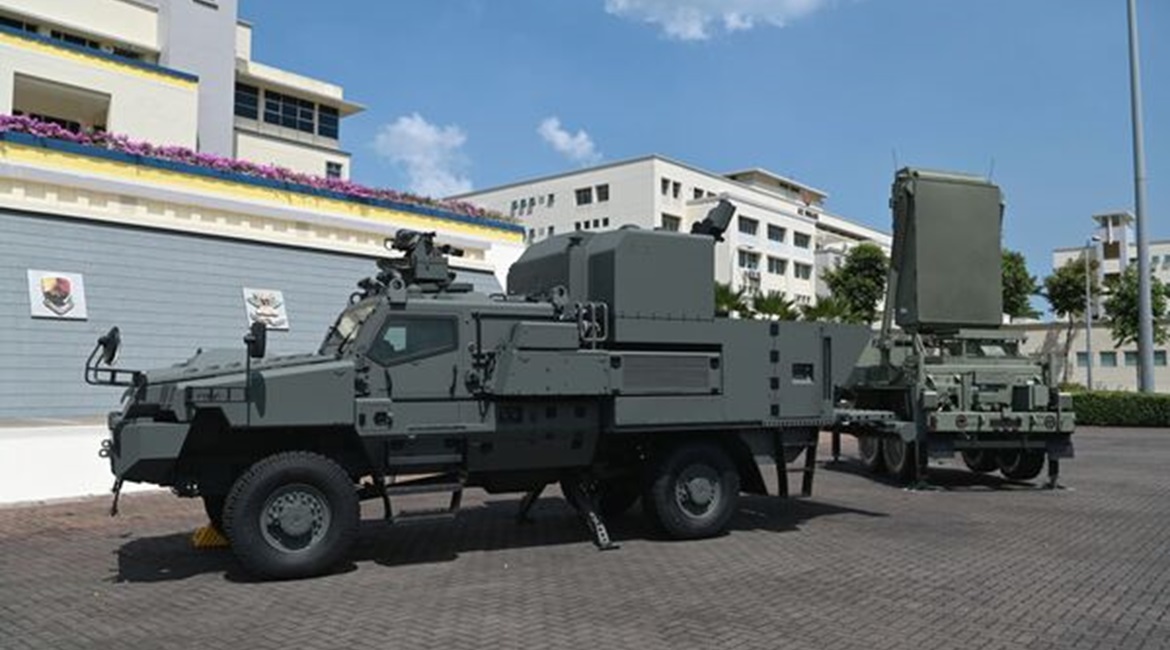 The Singapore Army commissioned a mortar-equipped variant of the Belrex Protected Combat Support Vehicle and TPQ-53 Weapon Locating Radar on 28 June.