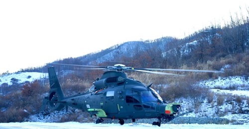 A KAI Light Armed Helicopter (LAH) conducting cold weather flight tests at Yellowknife, northern Canada, between December 2021 and February 2022.