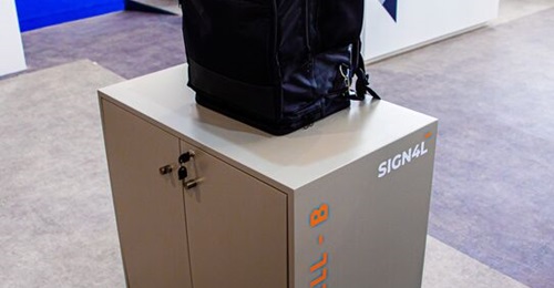 SIGN4L's ActiveCell network monitoring system was displayed in backpack configuration at the World Defence Show.