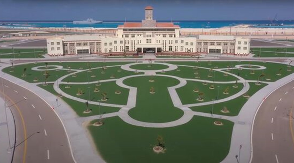 A still from a video released by the Egyptian Ministry of Defence shows the HQ building at the 3 July Naval Base with a Mistral in the background.