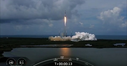 A screengrab from video footage released by SpaceX on 30 June showing the launch from Cape Canaveral of a Falcon 9 rocket carrying 88 satellites, including the RTAF's second Earth-observation satellite.