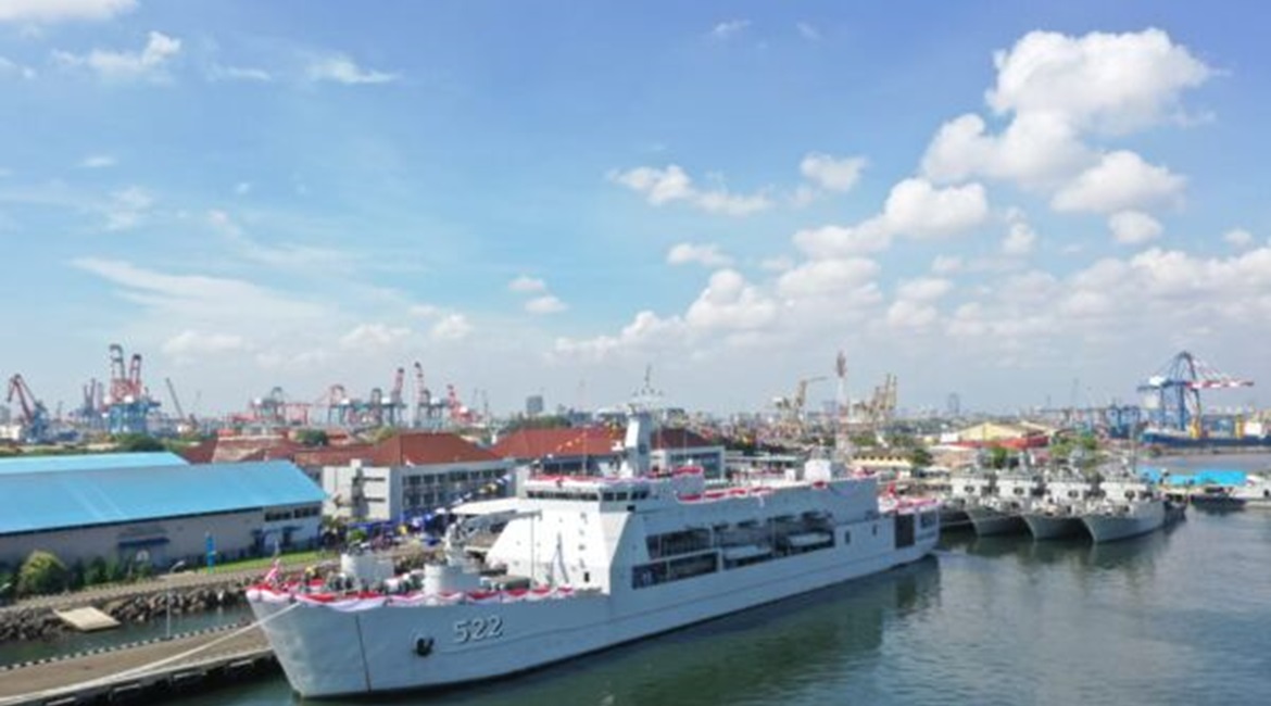 The Indonesian Navy commissioned KRI 
        
        , its third Teluk Bintuni-class LST, in a ceremony held on on 12 July at the naval base at Tanjung Priok, North Jakarta.