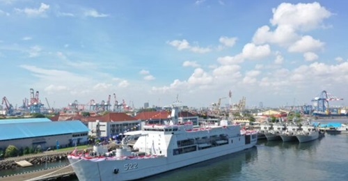 The Indonesian Navy commissioned KRI 
        
        , its third Teluk Bintuni-class LST, in a ceremony held on on 12 July at the naval base at Tanjung Priok, North Jakarta.