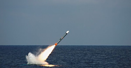 A Block IV Tomahawk missile surfaces shortly after being launched from a Royal Navy submarine.