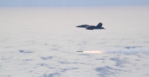An AARGM-ER air-to-surface missile is launched from a US Navy F/A-18F Super Hornet in the second live-fire test of the weapon system at the US Naval Air Warfare Center Weapons Division, Point Mugu Sea Range, southern California, on 21 January.