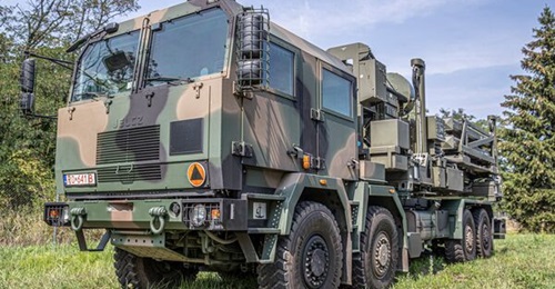 The Polish MND signed a contract with the PGZ-Narew consortium on 14 April for a SHORAD system with a CAMM system (pictured above is the MBDA iLauncher on Jelcz chassis).