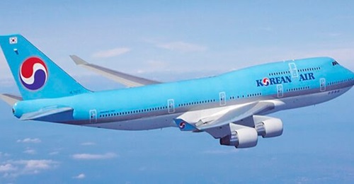 A Boeing 747-400 operated by Korean Air. The airline announced on 20 July that it has begun researching the feasibility of using large commercial aircraft for air-launching space rockets and orbital vehicles.