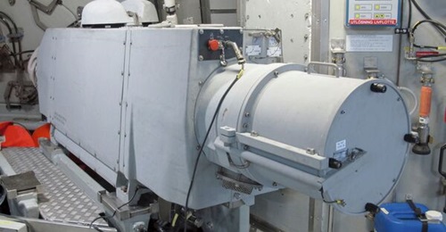 A Tub m/8502 400 mm torpedo launcher fitted inside the weapon deck of the Visby-class corvette HMS 
        
        . The new Tub m/20 torpedo tube will replace the m/8502.