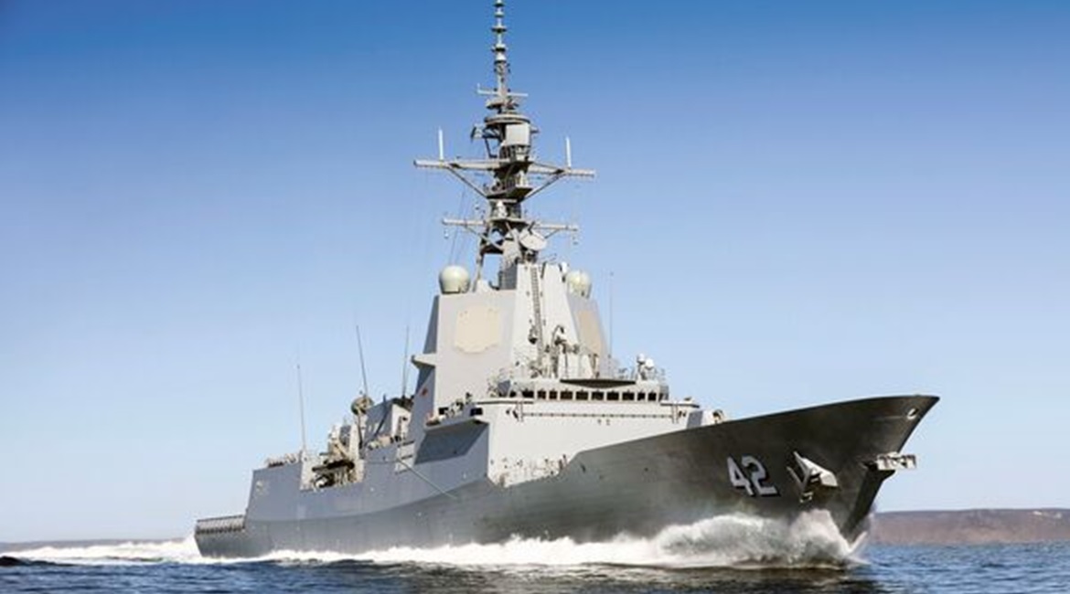 HMAS 
        
        returned to Garden Island on 30 July following a four-and-a-half month-long deployment to the United States and Canada in which it qualified for operational duty.