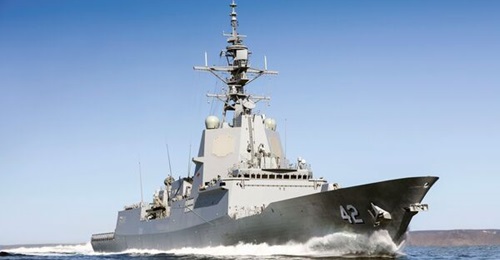 HMAS 
        
        returned to Garden Island on 30 July following a four-and-a-half month-long deployment to the United States and Canada in which it qualified for operational duty.