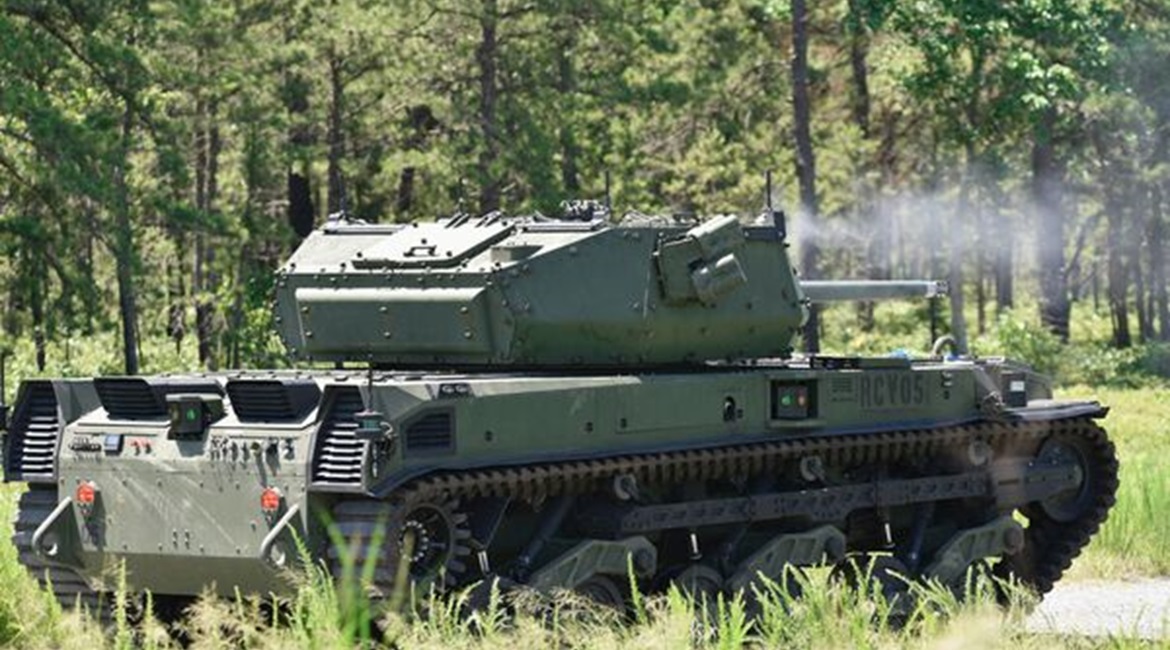 An RCV-M fires a round at a target during the vehicle's live-fire testing at Fort Dix, New Jersey, on 30 June.