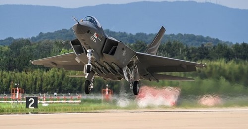South Korea's domestically manufactured KAI KF-21 fighter conducted a successful test flight on 19 July 2022. The aircraft faces a rigourous series of evaluations up to 2026 before it is inducted into service.