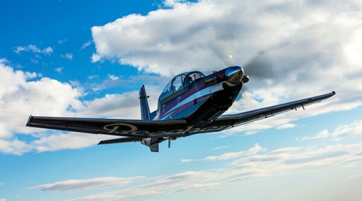 The US Air Force is looking to expand its co-operation with the Vietnam People's Air Force with the delivery of the Beechcraft T-6 Texan II trainer aircraft.