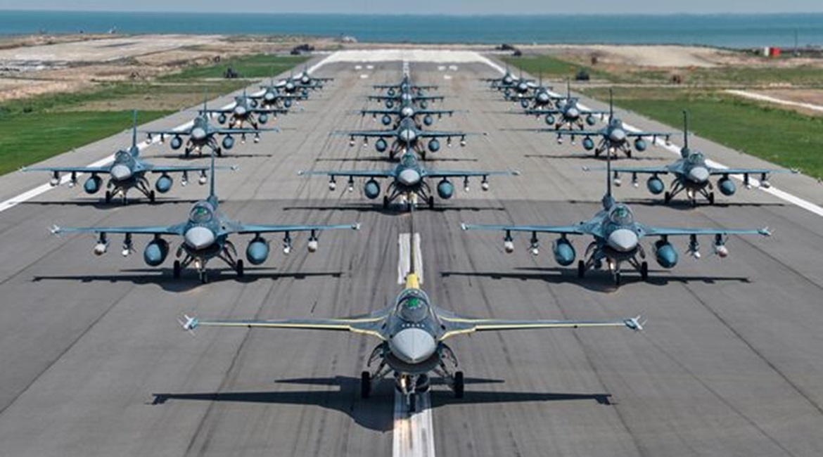 Japan plans to develop a long-range, air-launched version of the Type 12 SSM for its F-2 multirole fighter aircraft (pictured).