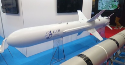 Luch displayed a full-scale mock-up of a Neptune anti-ship missile at MSPO 2022.