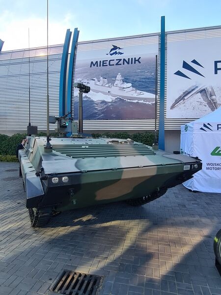 WZM unveiled a modernised BWP-1M reconnaissance vehicle at MSPO 2022.