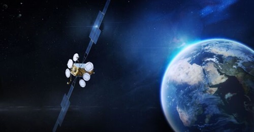 A rendition of Eutelsat 36D, a GEO satellite that will be integrated with Airbus' military Satcom payload.