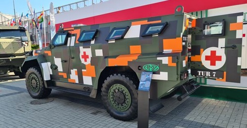AMZ-Kutno unveiled the TUR 7 4×4 armoured vehicle in an ambulance version at MSPO 2022.