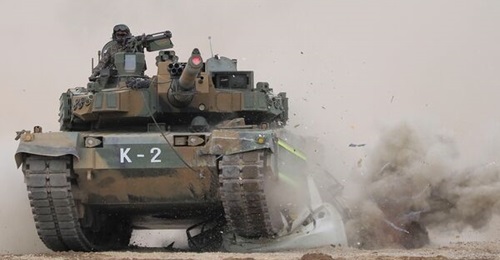 The RoK Army has taken delivery of about 200 Hyundai Rotem K2 main battle tanks (pictured above). Another 200 tanks could be ordered during the next few years.