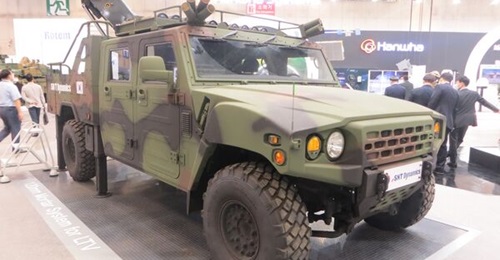 SNT Dynamics has integrated its KM120 mortar system with a 4×4 vehicle made by Kia Motors for the Republic of Korea Army.