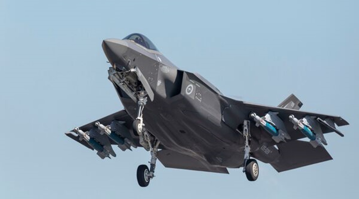 An RAAF F-35A fighter aircraft takes off from RAAF Base Darwin with its payload of GBU-12 bombs during Exercise 'Arnhem Thunder 21'. This is the first time Australian F-35As have carried a full load of internal and external weapons.
