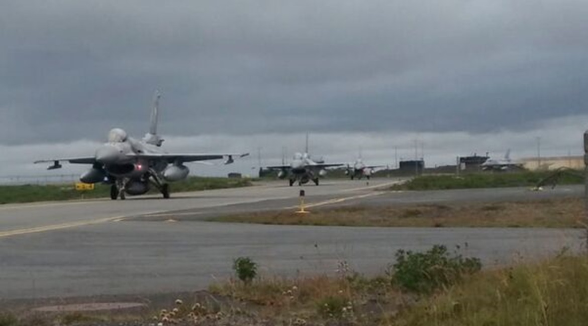 Four Polish F-16s arrive in Iceland for the eastern European nation's first ever deployment to the country.