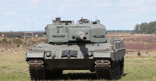 The Czech Republic and Germany agreed on 11 October on the transfer of 14 Leopard 2A4 MBTs (pictured) and a Büffel armoured recovery vehicle for the ACR.