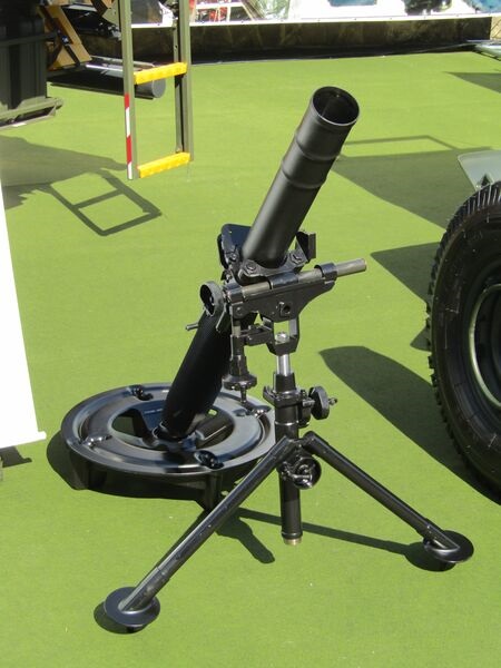 The Mrt Me Acg 81 mm mortar was developed by the Brazilian Army's Technological Center, and is being produced at the War Arsenal of Rio de Janeiro.