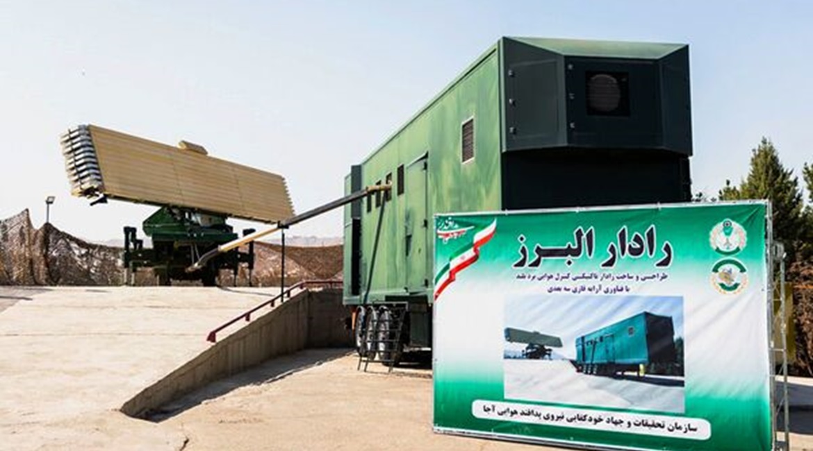 The Alborz radar appears to have been developed for the same role as the Moraqeb radar that was unveiled in April 2020.