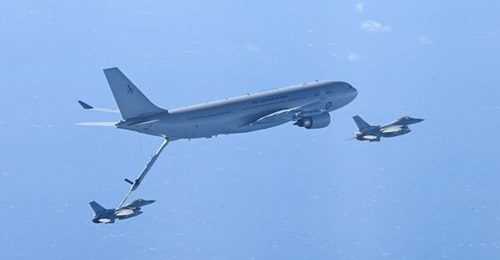 A Royal Australian Air Force KC-30A Multi Role Tanker Transport refuels a KF-16U Fighting Falcon aircraft of the Republic of Korea Air Force during Exercise 'Vigilant Storm 23'.