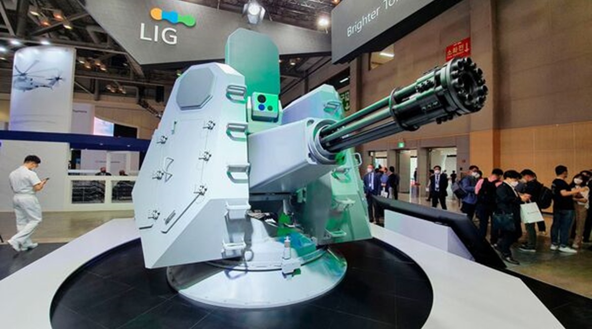 A model of LIG Nex1's CIWS proposal for the RoKN's 'CIWS-II' project as displayed during the 9-12 June MADEX 2021 exhibition in Busan.