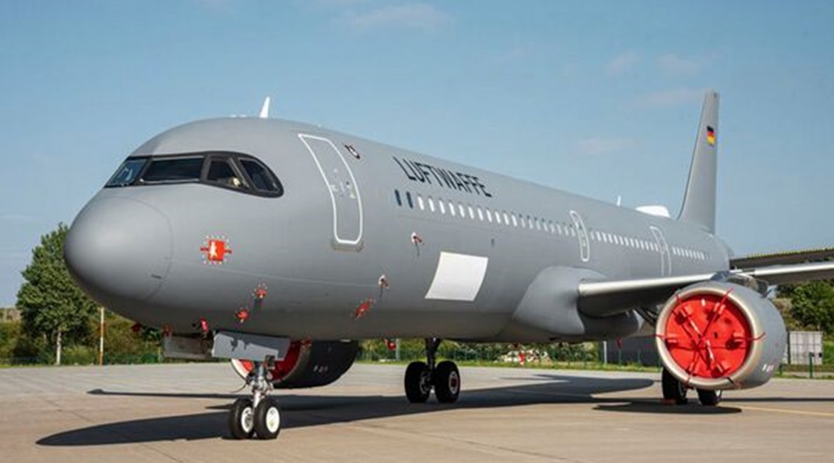 The first of two A321-251NX liaison aircraft for Germany was rolled out ahead of being fitted with its passenger and medevac mission fits. It will be delivered to the Luftwaffe in 2022.