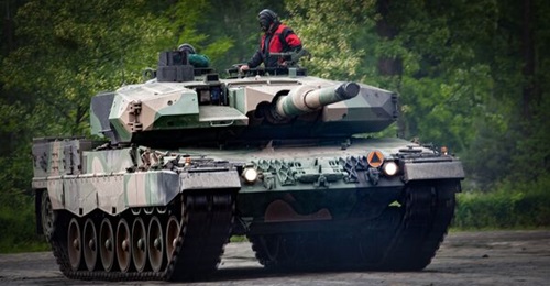 The Ukraine Defense Contact Group meeting at Ramstein Air Base on 20 January failed to agree to send Leopard 2 tanks to Kyiv (photo of Polish Leopard 2PL).