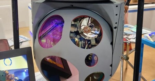 The DRDO's Compact Airborne Multisensor Optronic Payload was displayed at the Aero India 2023 show in Bangalore.
