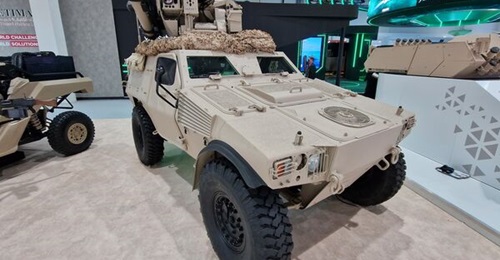 IGG displayed a VBL Mk2 fitted with the Hornet ROWS at IDEX 2023. This was intended to represent what the VBL Mk3 would look like should it enter production.