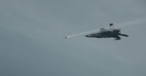 The KF-21 prototype launched an InfraRed Imaging System-Tail control (IRIS-T) on 4 April.