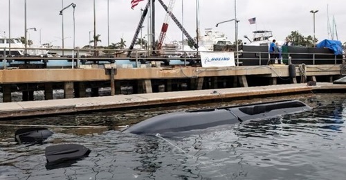 The first Orca XLUUV prototype was launched by the USN in April 2022.