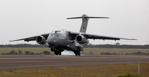 An Embraer KC-390 in Portuguese markings.