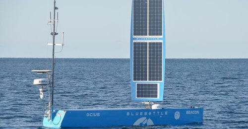 Ocius Technologies' Bluebottle USV operates in the waters of Jervis Bay during Exercise 'Autonomous Warrior 2022' at HMAS Creswell in the Australian Capital Territory. On 9 June the Australian DoD announced that Ocius has completed the delivery of the ...