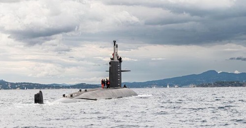 Three years after suffering serious damage caused by a fire while it was undergoing its final major overhaul, the French Navy's Rubis-class SSN 
        
         has been returned to active service.