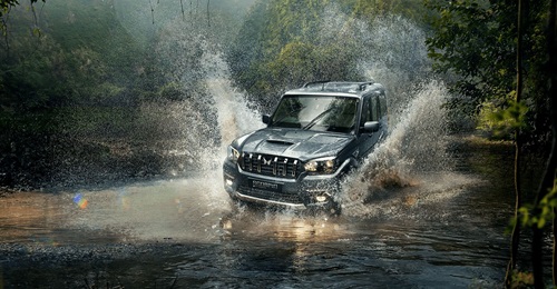 The Indian Army has inducted first batches of new 4×4 vehicles such as the Toyota Hilux, and Mahindra Scorpio (pictured above).