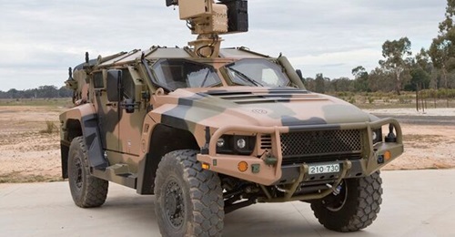 An Australian Army Hawkei protected mobility vehicle featuring a remote weapon system from EOS.
