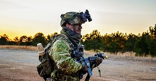 A soldier carrying the SlingShot manpack system. Spectra is supplying an undisclosed number of SlingShot manpack systems to the Indonesian Army.