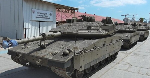 Three of the new Barak tanks at the Merkava and Armored Vehicles Directorate in Tel HaShomer.