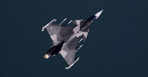 The first production series Saab JAS 39 Gripen E, aircraft 6002, was handed over to the FMV for testing on 6 October ahead of the commencement of deliveries to the Swedish Air Force from 2025.